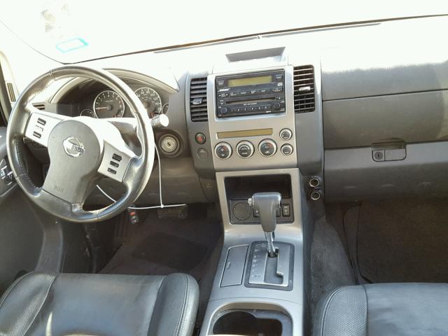 5N1AR18U25C755031 - 2005 NISSAN PATHFINDER CHARCOAL photo 9