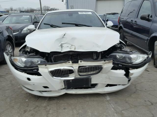 WBAWL73518PX56583 - 2008 BMW 335 I WHITE photo 9