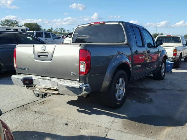 1N6AD07U88C428780 - 2008 NISSAN FRONTIER C CHARCOAL photo 4