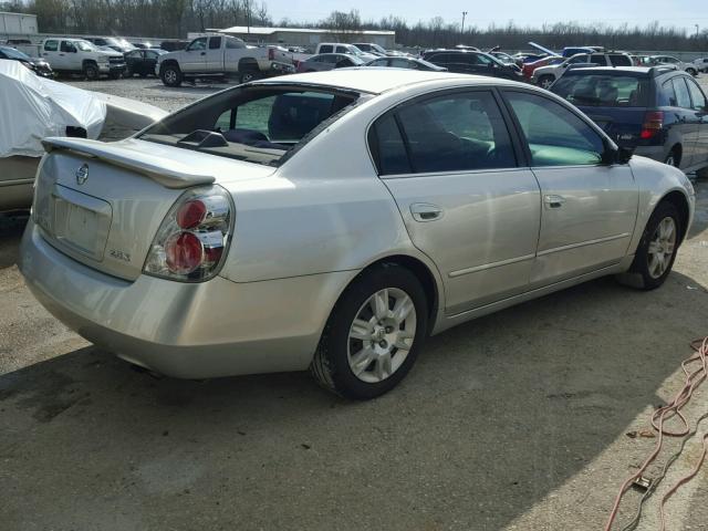 1N4AL11D75C103995 - 2005 NISSAN ALTIMA S SILVER photo 4