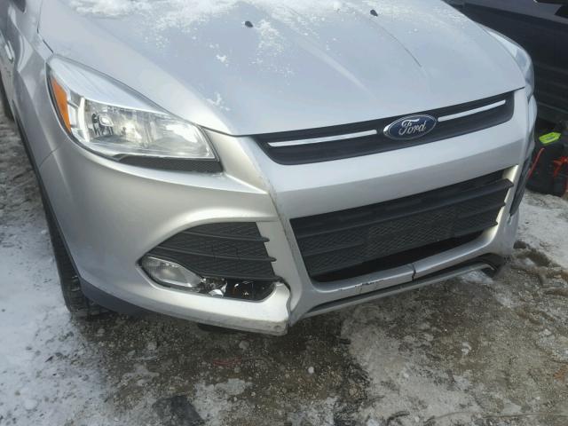 1FMCU9GX8FUB32798 - 2015 FORD ESCAPE SE SILVER photo 9