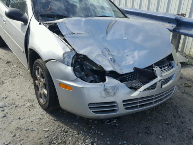 1B3ES56C35D278276 - 2005 DODGE NEON SXT SILVER photo 9