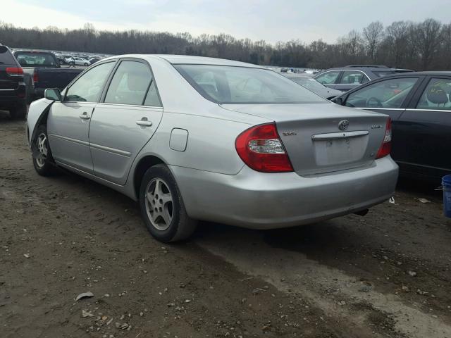 4T1BF32K83U544875 - 2003 TOYOTA CAMRY LE SILVER photo 3