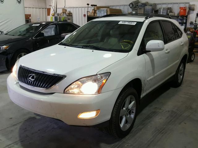 JTJGA31U740011773 - 2004 LEXUS RX 330 WHITE photo 2