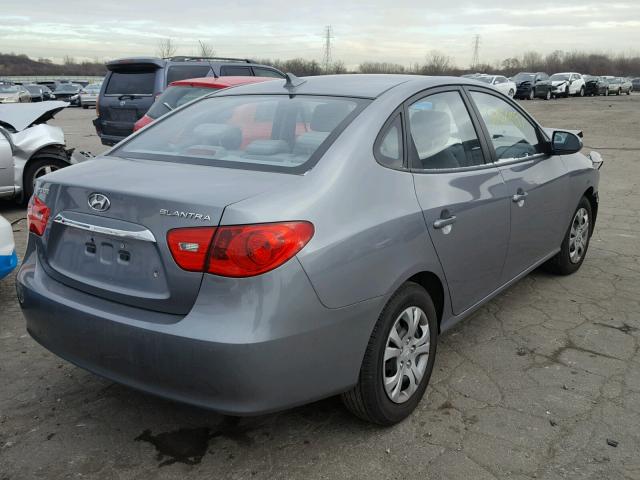 KMHDU4AD2AU167318 - 2010 HYUNDAI ELANTRA BL GRAY photo 4