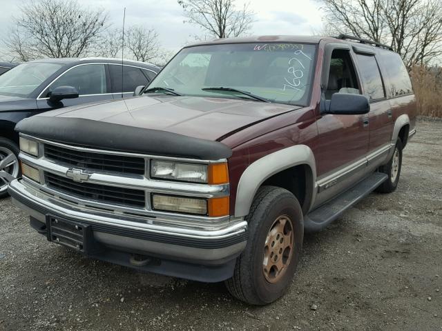 1GNFK16R0XJ345881 - 1999 CHEVROLET SUBURBAN K MAROON photo 2