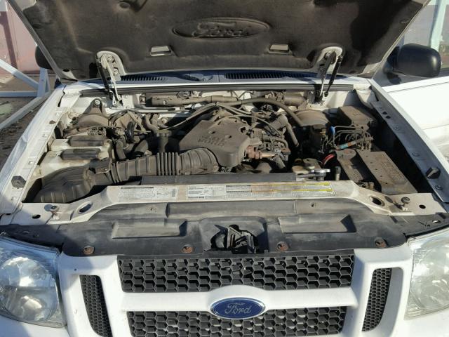 1FMZU77E92UB71570 - 2002 FORD EXPLORER S WHITE photo 7