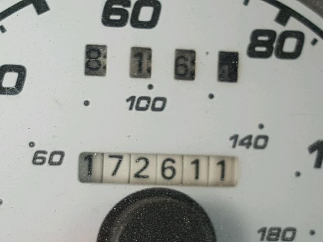 1FMZU77E92UB71570 - 2002 FORD EXPLORER S WHITE photo 8