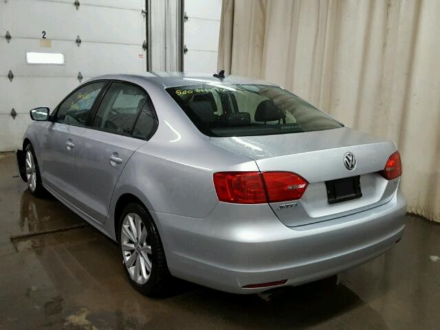 3VWD17AJ6EM362690 - 2014 VOLKSWAGEN JETTA SE SILVER photo 3