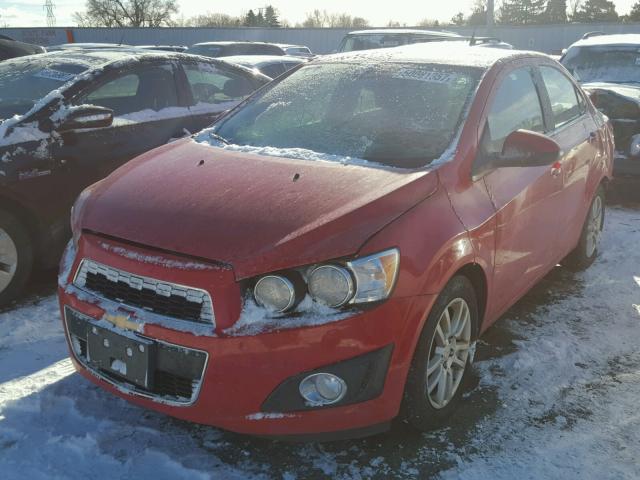 1G1JC5SH9C4109932 - 2012 CHEVROLET SONIC LT RED photo 2