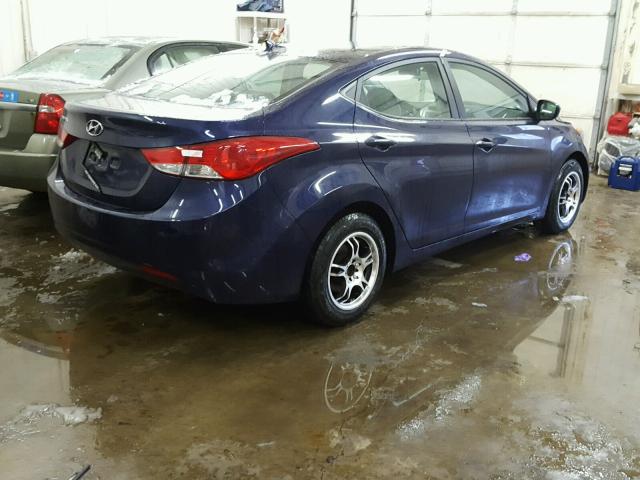 5NPDH4AE5BH013294 - 2011 HYUNDAI ELANTRA GL BLUE photo 4