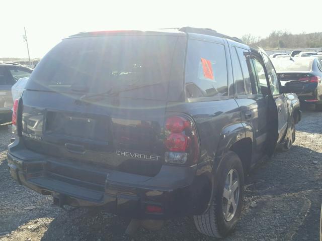 1GNDS13S442138088 - 2004 CHEVROLET TRAILBLAZE BLACK photo 4