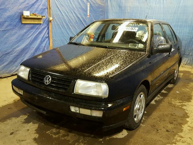 3VWVB81H5VM117061 - 1997 VOLKSWAGEN JETTA GT BLACK photo 2