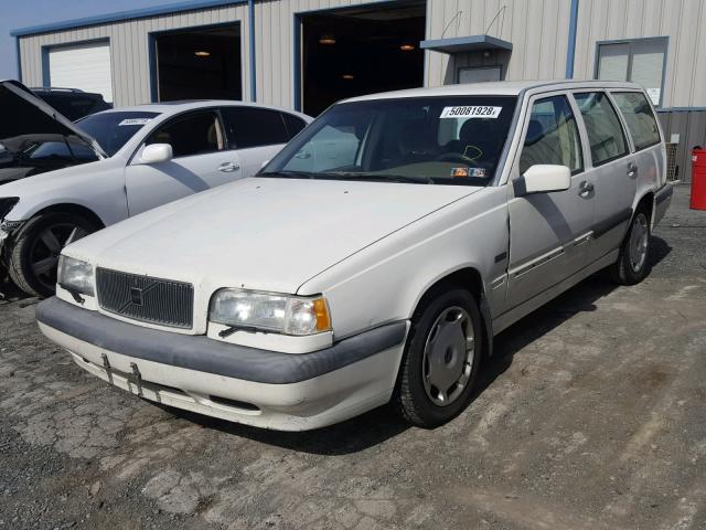 YV1LW5548V2283855 - 1997 VOLVO 850 Ақ фото 2