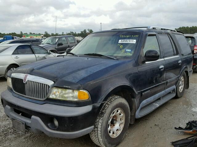 5LMRU27L2WLJ25444 - 1998 LINCOLN NAVIGATOR BLACK photo 2