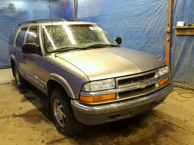 1GNDT13W912155660 - 2001 CHEVROLET BLAZER BEIGE photo 1