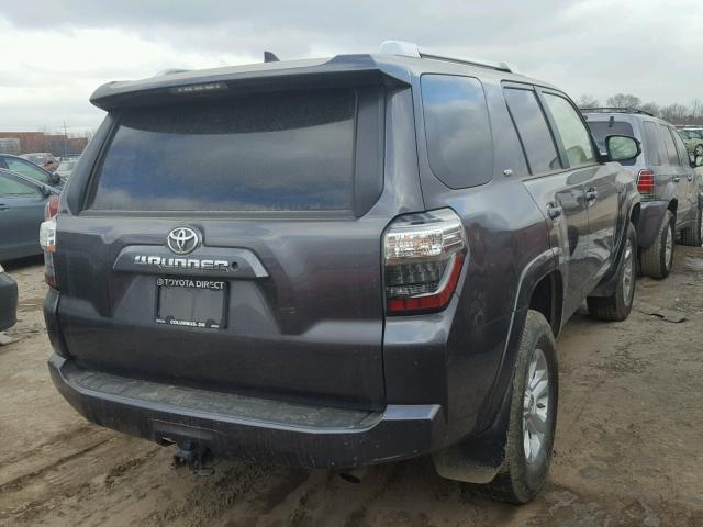 JTEBU5JR7G5368143 - 2016 TOYOTA 4RUNNER SR GRAY photo 4