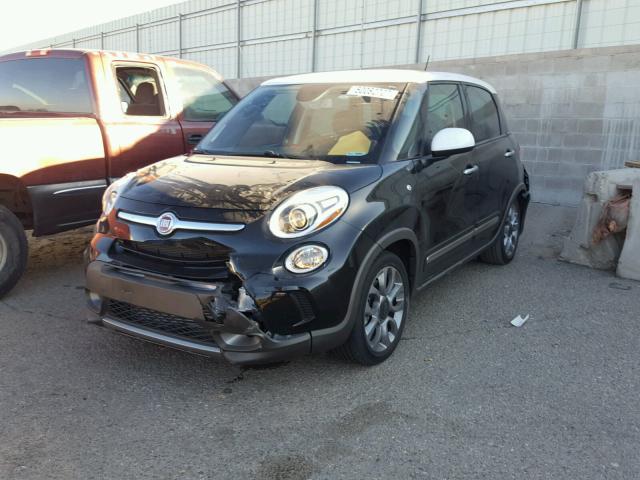 ZFBCFADH0GZ037463 - 2016 FIAT 500L TREKK BLACK photo 2