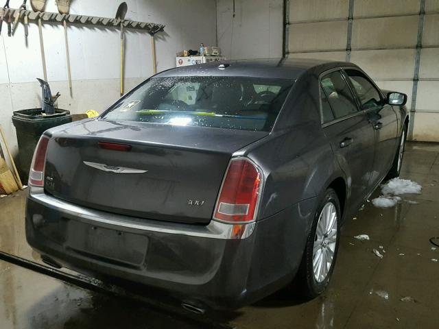 2C3CCARG0EH249416 - 2014 CHRYSLER 300 GRAY photo 4