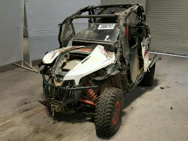 3JBPXAP2XFJ000363 - 2015 CAN-AM MAVERICK 1 WHITE photo 2