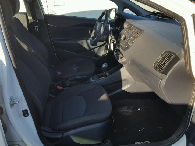 KNADM4A37F6487304 - 2015 KIA RIO LX Մոխրագույն լուսանկար 5