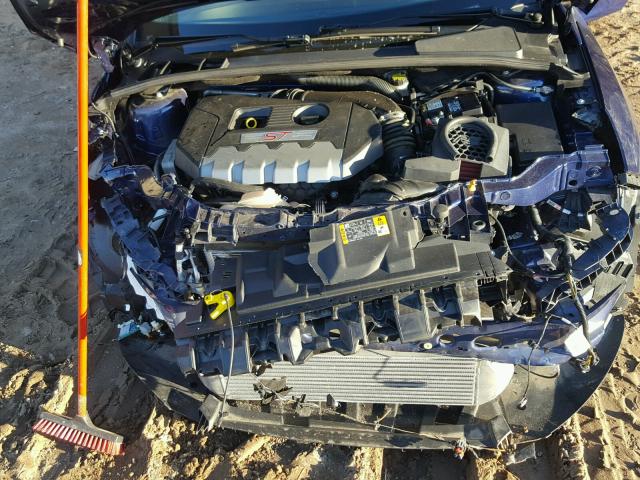 1FADP3L9XGL203470 - 2016 FORD FOCUS ST BLUE photo 7