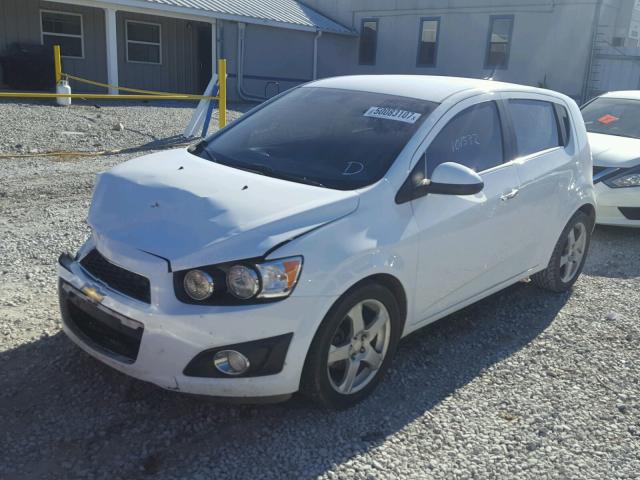 1G1JE6SB8E4114294 - 2014 CHEVROLET SONIC LTZ WHITE photo 2