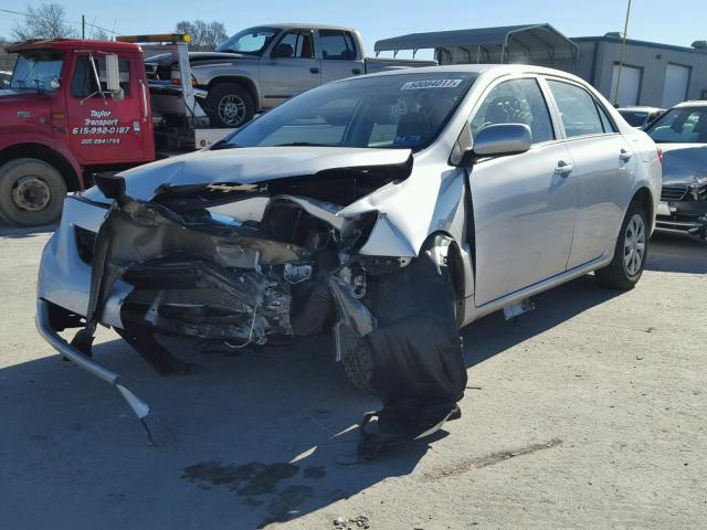 1NXBU4EE9AZ344747 - 2010 TOYOTA COROLLA BA SILVER photo 2