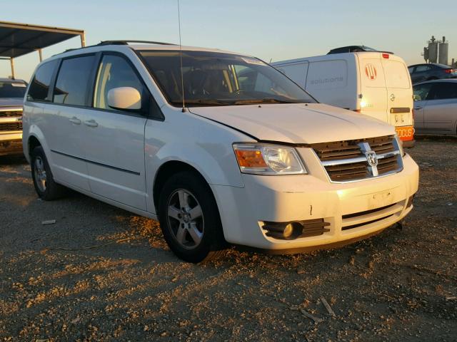 2D4RN5D16AR433132 - 2010 DODGE GRAND CARA WHITE photo 1