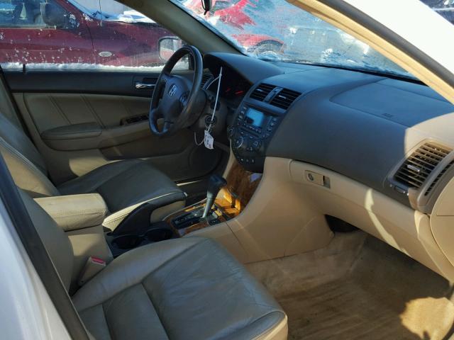 1HGCM66504A018992 - 2004 HONDA ACCORD EX WHITE photo 5