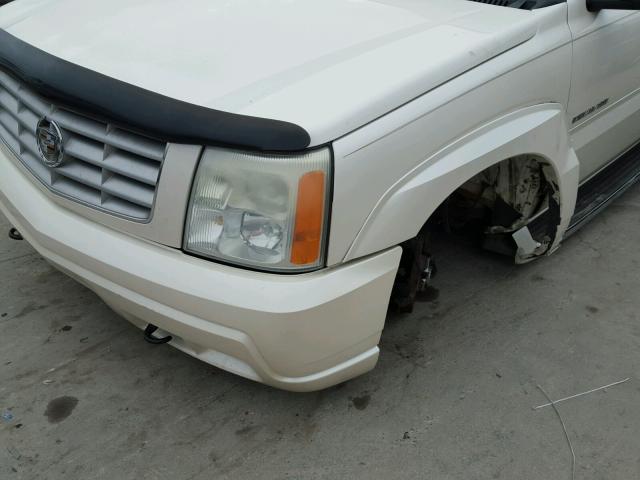 1GYEC63T84R260020 - 2004 CADILLAC ESCALADE L WHITE photo 9