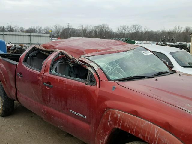 5TEKU72N35Z034455 - 2005 TOYOTA TACOMA DOU RED photo 9