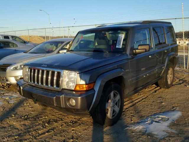 1J8HG48K68C186416 - 2008 JEEP COMMANDER GRAY photo 2