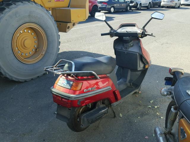 JH2MF0113HK200255 - 1987 HONDA CH250 RED photo 4