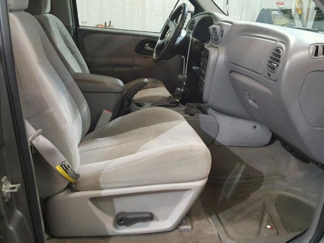 1GNDT13S062285797 - 2006 CHEVROLET TRAILBLAZE GRAY photo 5