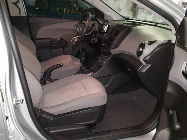 1G1JB5SH2C4170591 - 2012 CHEVROLET SONIC LS 银色 照片 5