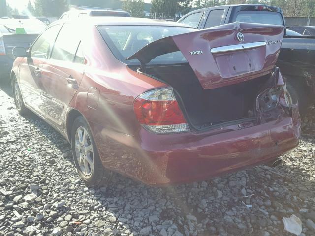 JTDBE30K950313522 - 2005 TOYOTA CAMRY LE RED photo 3