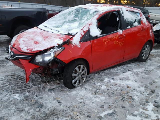 VNKKTUD37FA022373 - 2015 TOYOTA YARIS RED photo 2