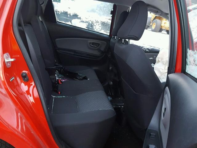 VNKKTUD37FA022373 - 2015 TOYOTA YARIS RED photo 6