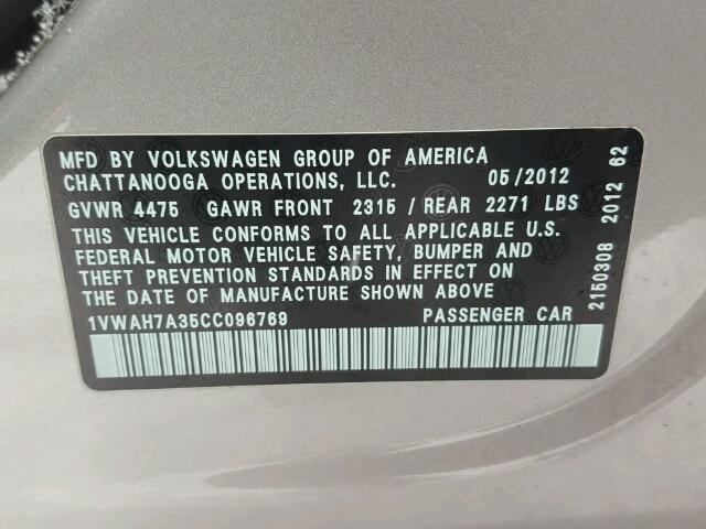 1VWAH7A35CC096769 - 2012 VOLKSWAGEN PASSAT S فضي صورة 10