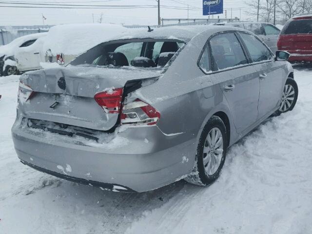 1VWAH7A35CC096769 - 2012 VOLKSWAGEN PASSAT S فضي صورة 4