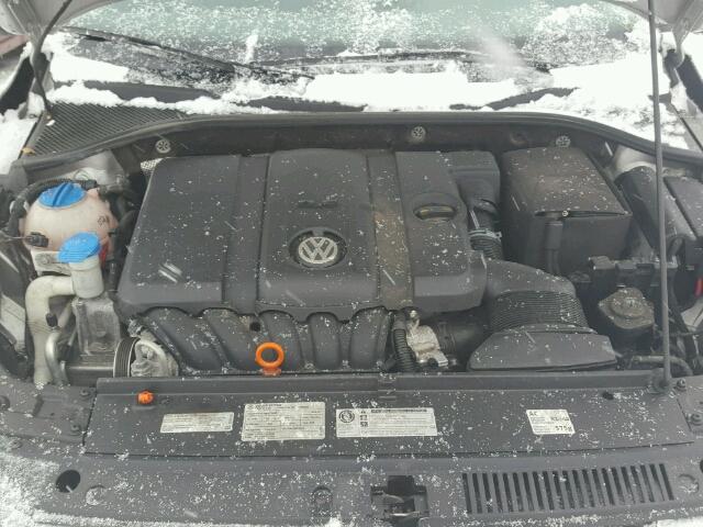 1VWAH7A35CC096769 - 2012 VOLKSWAGEN PASSAT S فضي صورة 7