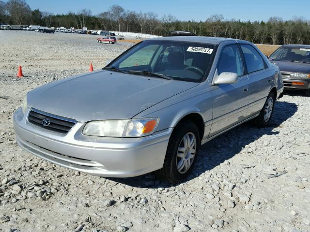 4T1BF22KX1U127099 - 2001 TOYOTA CAMRY LE GRAY photo 2