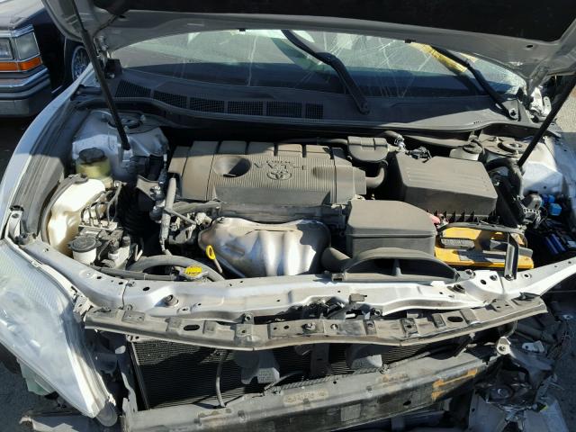 4T1BF3EK0BU754641 - 2011 TOYOTA CAMRY BASE SILVER photo 7