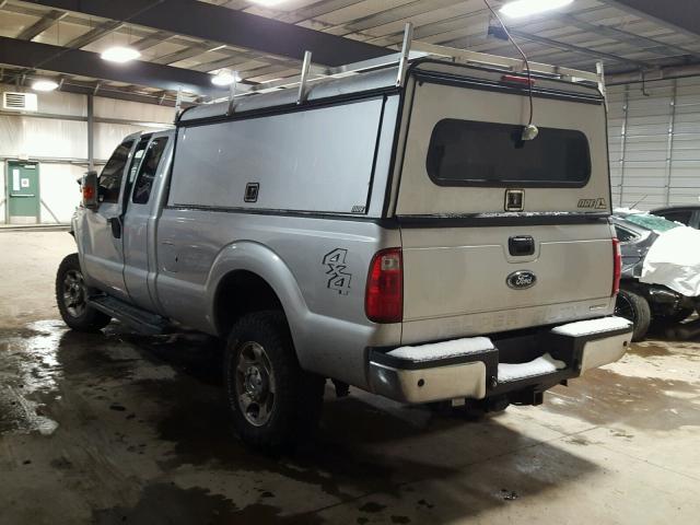 1FT7X2B63FEB74714 - 2015 FORD F250 SUPER SILVER photo 3