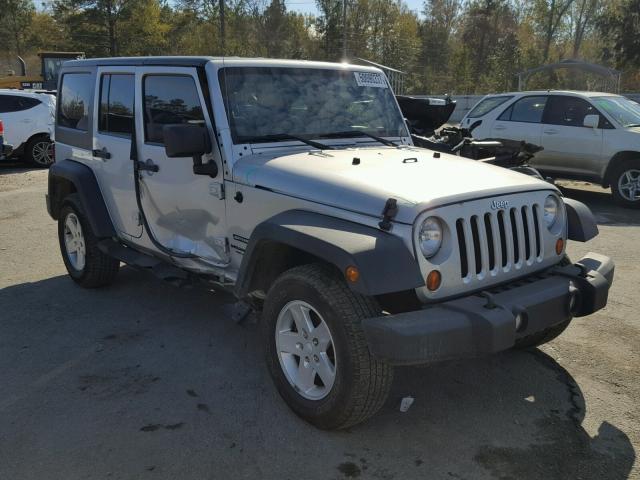 1J4BA3H1XBL626557 - 2011 JEEP WRANGLER U SILVER photo 1