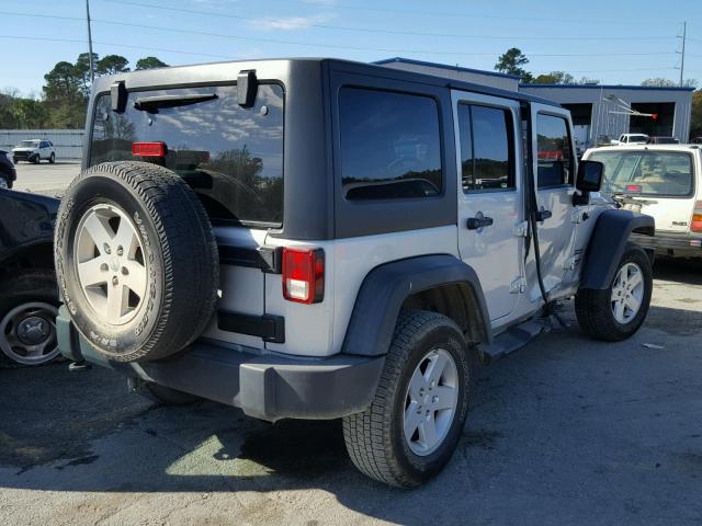 1J4BA3H1XBL626557 - 2011 JEEP WRANGLER U SILVER photo 4