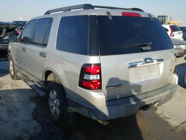 1FMEU62E26UA68254 - 2006 FORD EXPLORER X SILVER photo 3