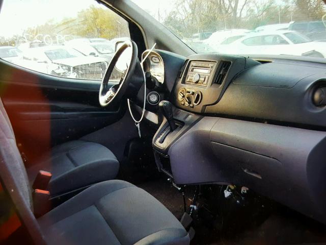 3N63M0YN9FK727282 - 2015 CHEVROLET CITY EXPRE BLACK photo 5