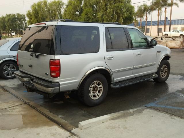 1FMRU15W72LA90842 - 2002 FORD EXPEDITION SILVER photo 4